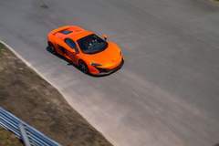 '15 McLaren 650S First Drive