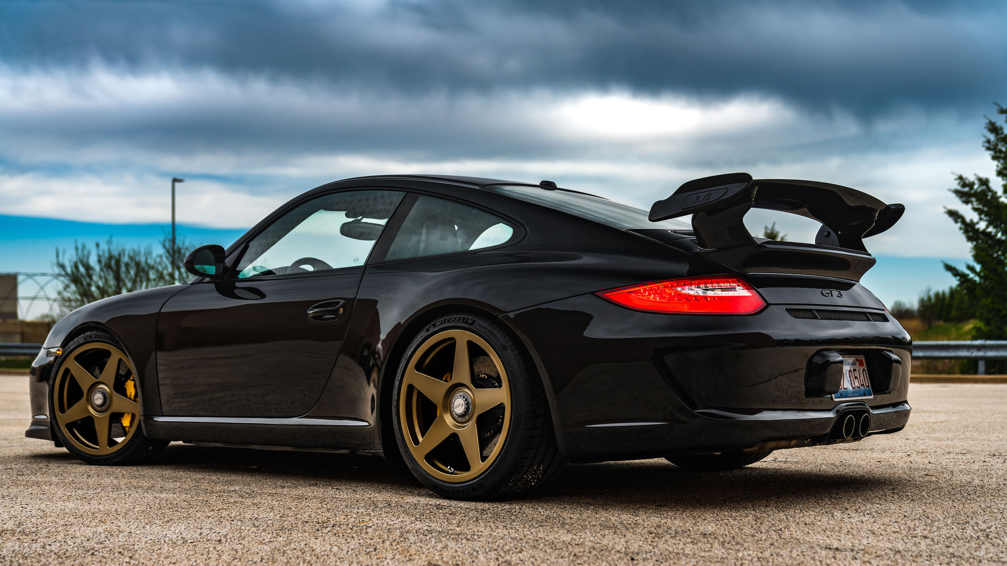 2011 Porsche 911 | Roadster Shop-Prepped Porsche 997 GT3 on Center Locking Forgeline One Piece Forged Monoblock FF1 Wheels