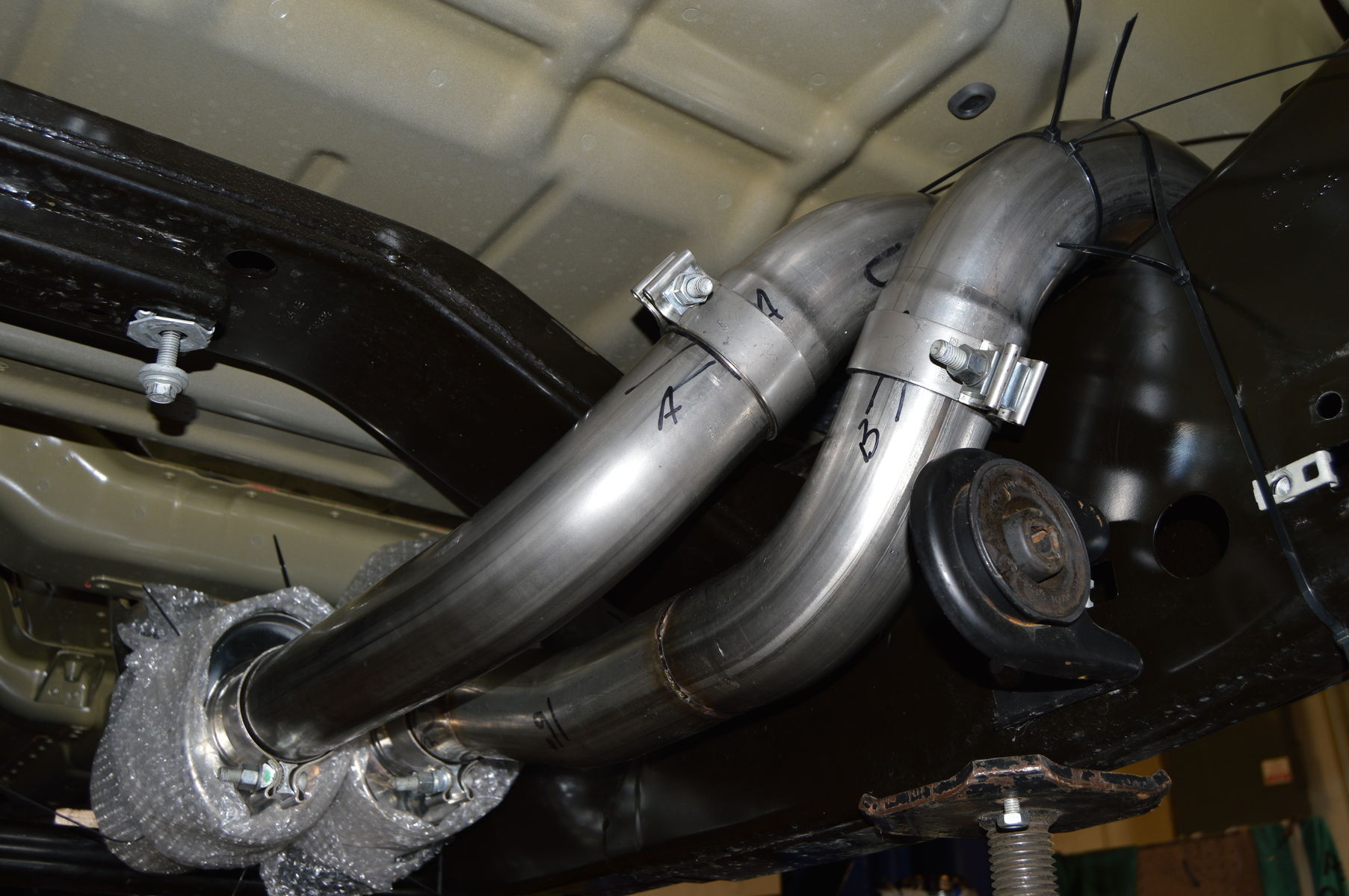 2015 Ford F-150 | MRT Side Exit Exhaust