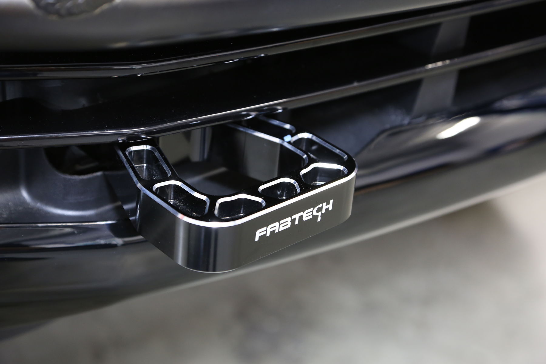 2017 Ford F-250 | 2017 Ford F250 Super Duty 4x4 Lariat Crew Cab “Shockzilla” by Fabtech - Custom tow hook