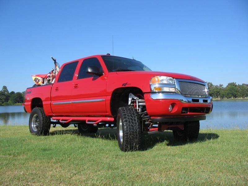 Chevrolet C/K 1500 Series | N-FAB Wheel to Wheel Nerf-Step (Color Match)