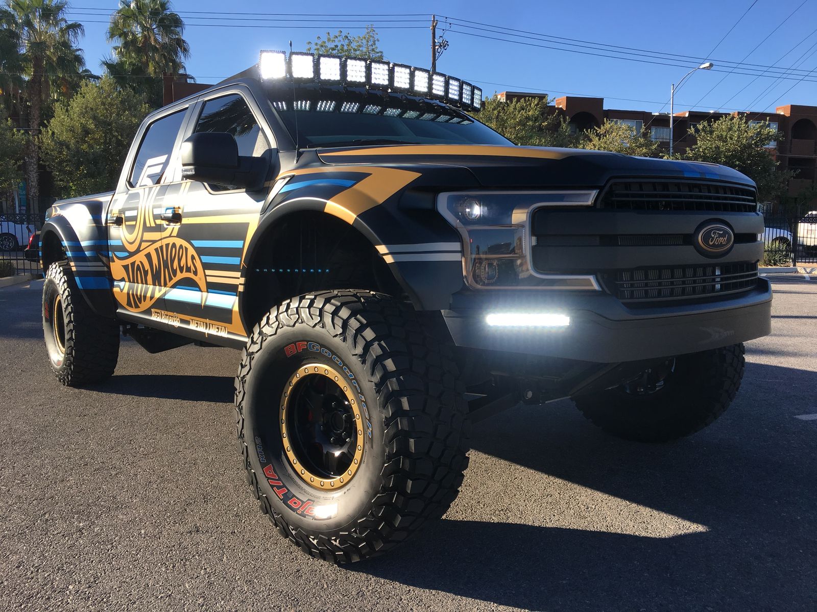 2019 Ford F-150 | 2019 F-150 SuperCrew Hot Wheels 50th Anniversary by Deberti Designs - Lighting FordSEMA