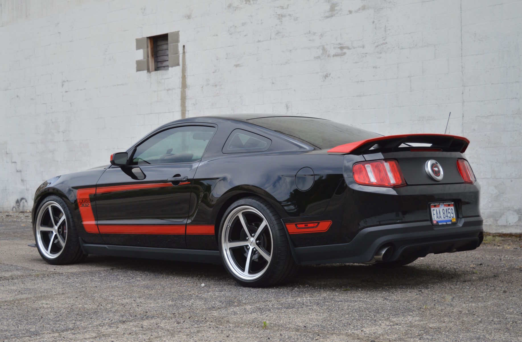 2012 Ford Mustang | Dale Oakes' 2012 Mustang Boss 302 Laguna Seca Edition on Forgeline Heritage Series FL500 Wheels