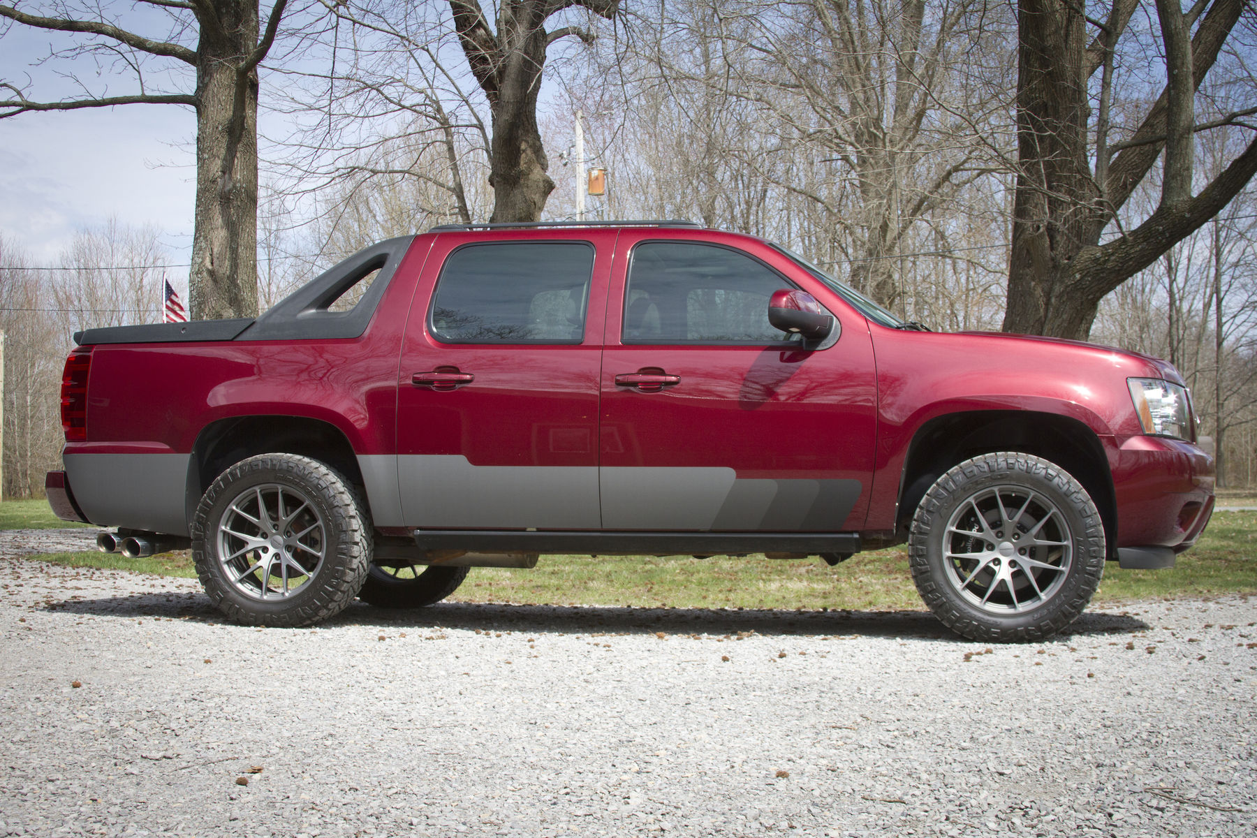 2013 Chevrolet Avalanche | Chase Sailer's Level 7 Motorsports Chevy Avalanche on Forgeline One Piece Forged Monoblock VX1-Truck Wheels