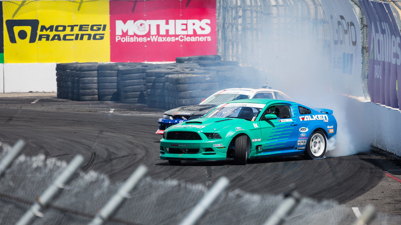 Ford Mustang | 2015 Calendar