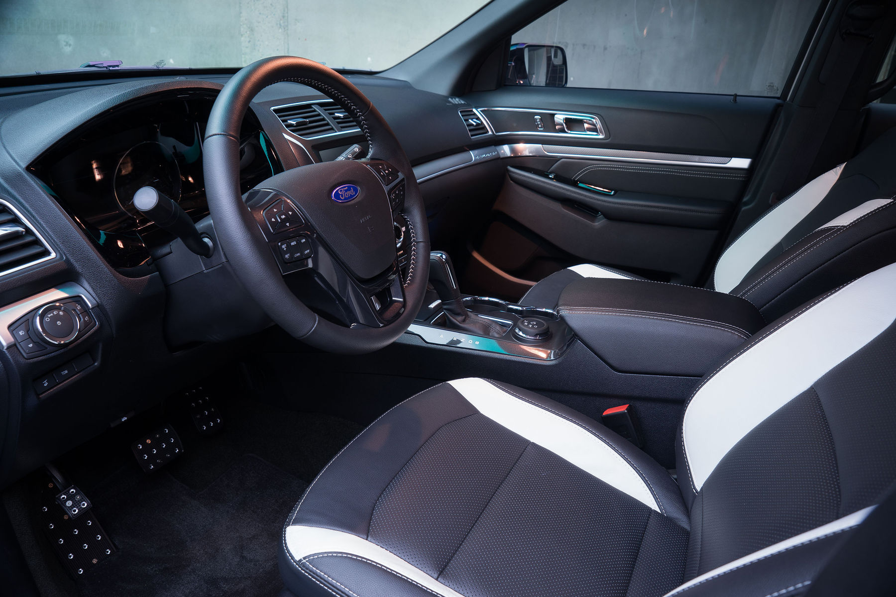 2015 Ford Explorer Sport | '15 Ford Explorer Sport by MAD Industries