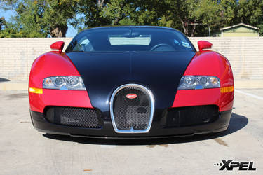 2006 Bugatti Veyron 16.4 | 2006 Bugatti Veyron with XPEL ULTIMATE
