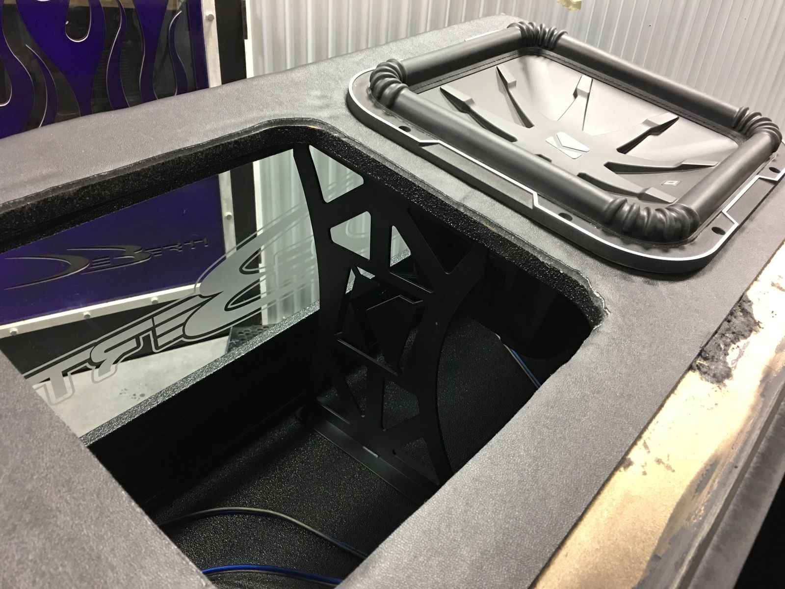 2018 Ford Mustang | 2018 Ford Mustang Fastback by DeBerti Design - Kicker Speakers FordSEMA