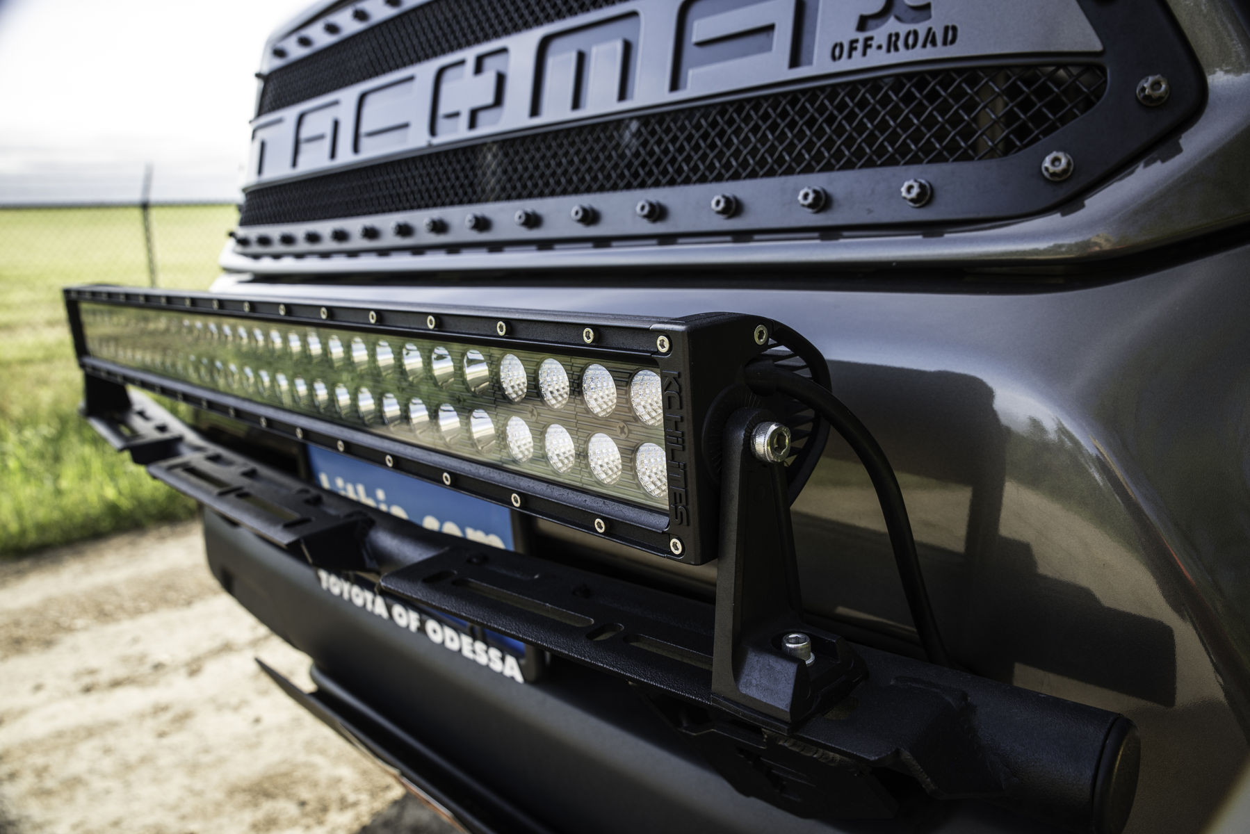 Toyota Tacoma | Complete Customs Toyota Tacoma Build
