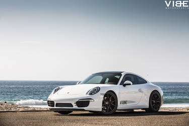 2014 Porsche 911 | Porsche 911 Carrera on 20" XO Verona Matte Black Wheels - Beach Cruising