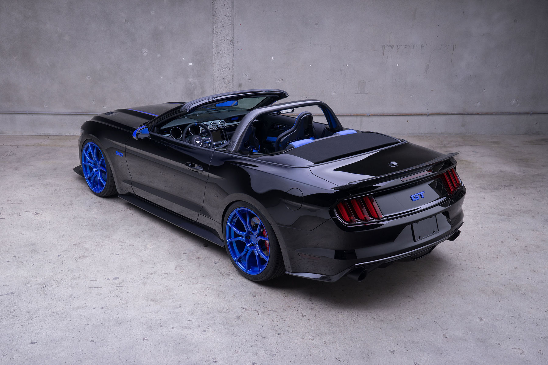 2015 Ford Mustang | 2015 MAD Industries Ford Mustang