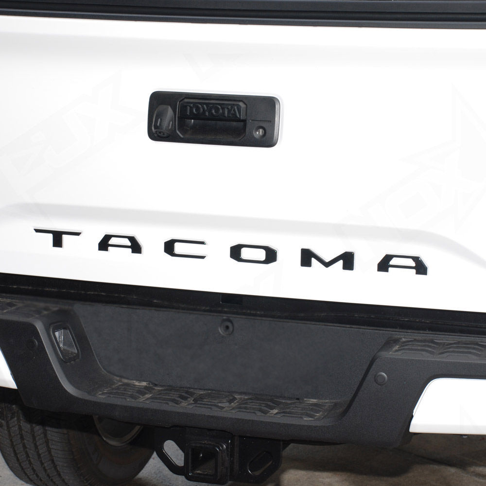 2016 Toyota Tacoma | 2016 Toyota Tacoma Tailgate Inserts