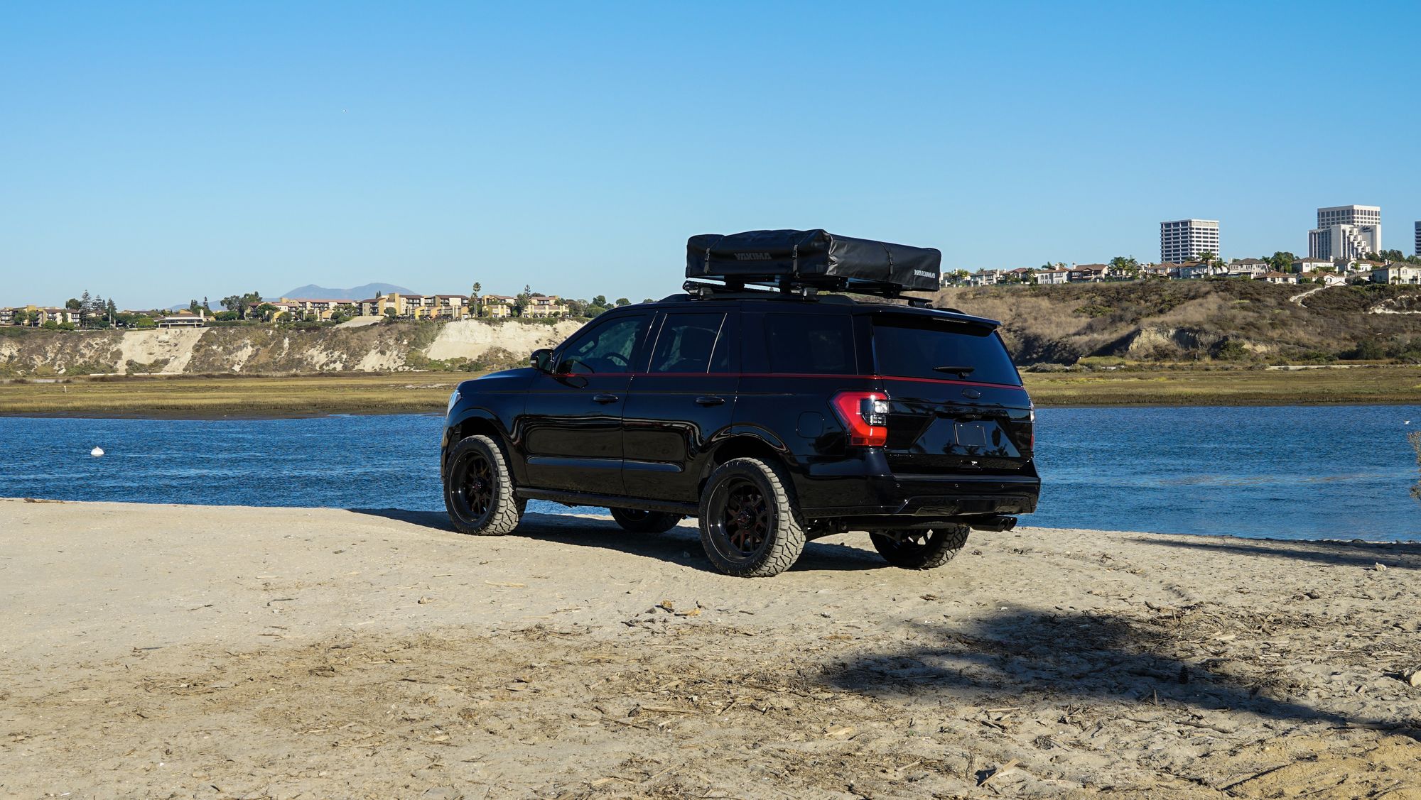 2019 Ford Expedition | MAD Industries 2019 Ford Expedition Limited Stealth Edition - rear 3/4