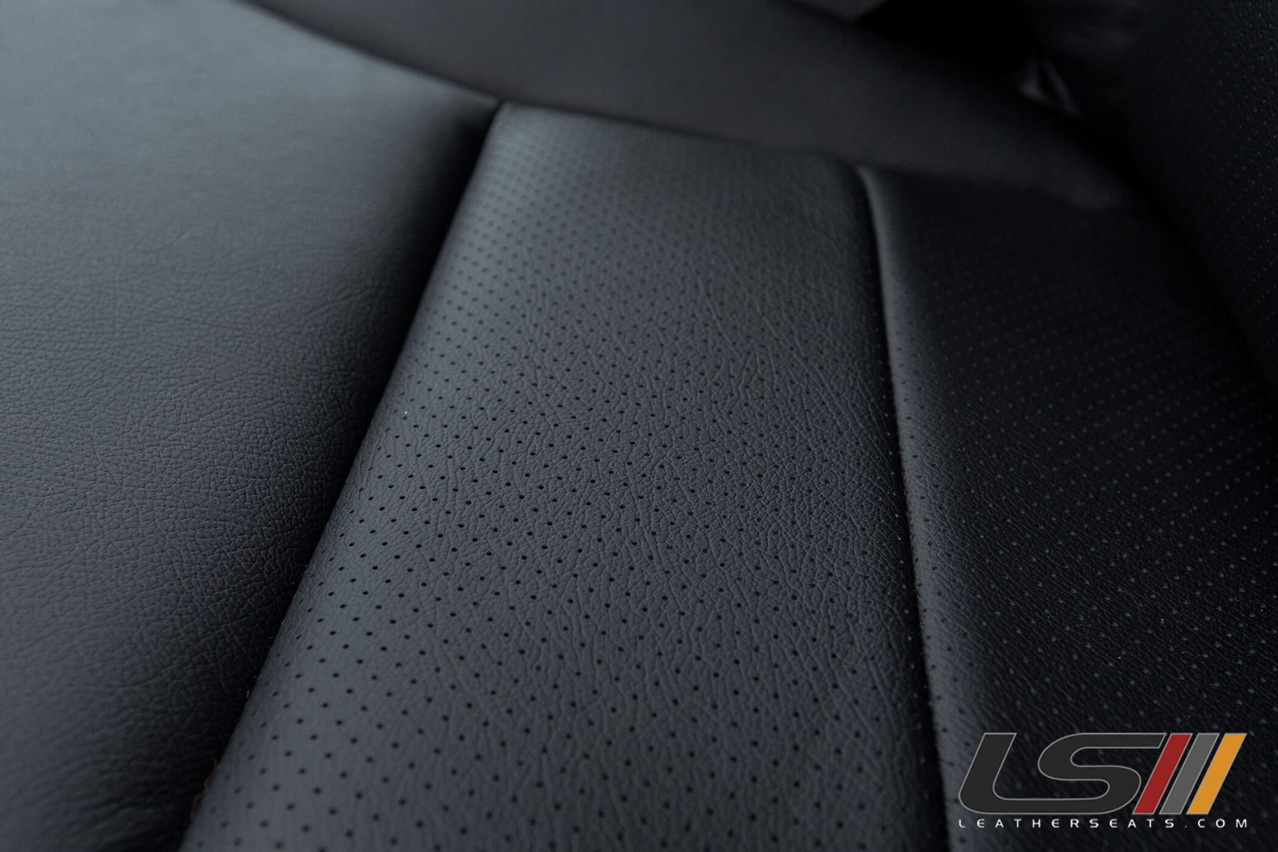 2015 Honda CR-V | 2015 Honda CR-V Interior By LeatherSeats.com