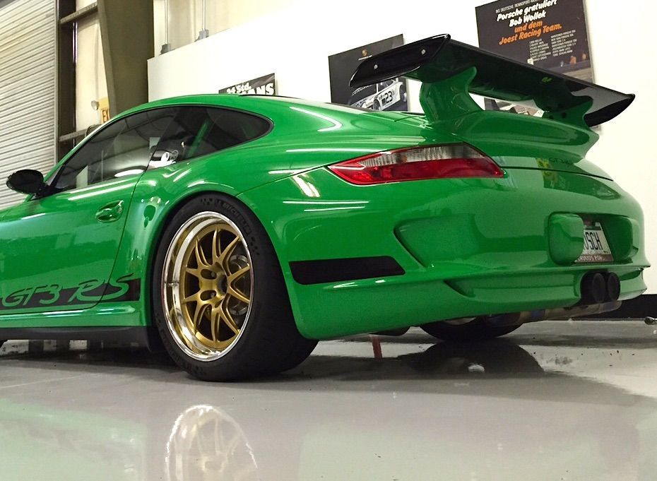 2008 Porsche 911 | Signal Green Porsche 997.1 GT3RS on Forgeline GA3R Wheels