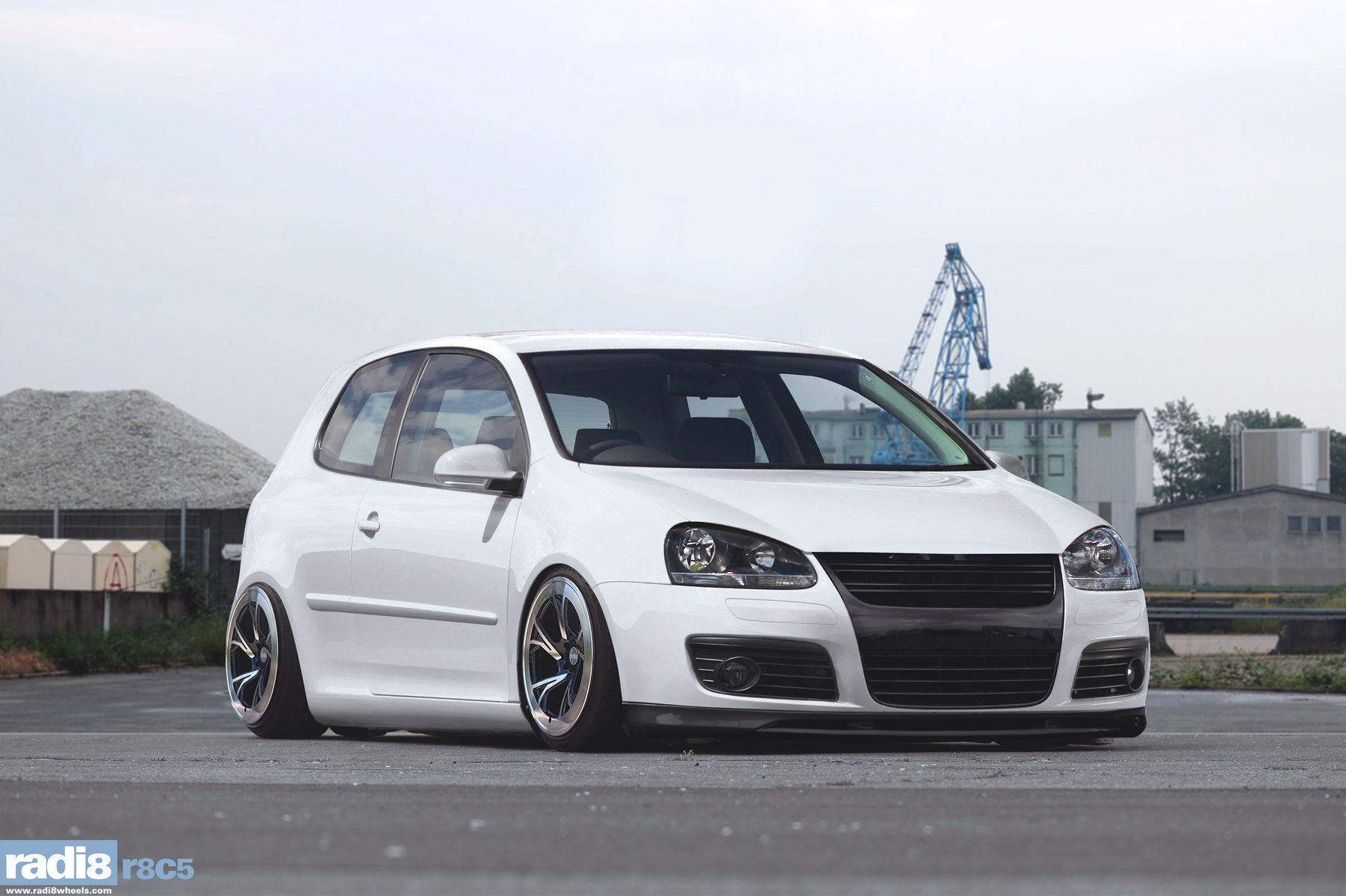  Volkswagen Golf | Radi8 R8C5 - Volkswagen Golf MK5