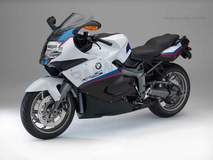 2015 BMW K 1300 S Motorsport First Look