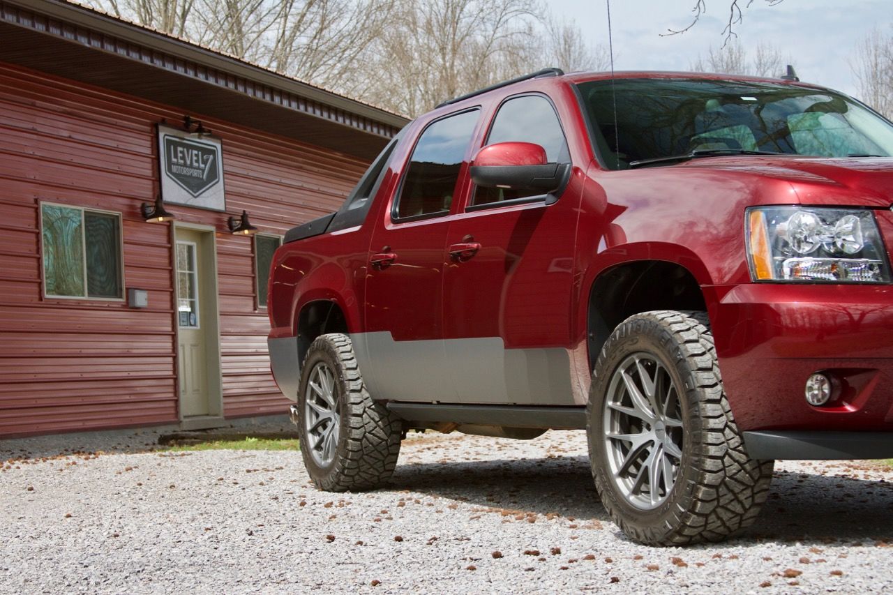 2013 Chevrolet Avalanche | Chase Sailer's Level 7 Motorsports Chevy Avalanche on Forgeline One Piece Forged Monoblock VX1-Truck Wheels