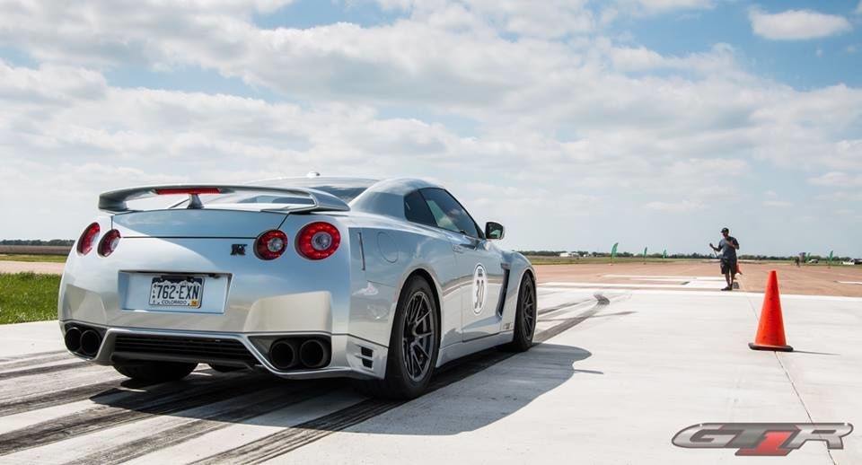 2011 Nissan GT-R | T1 Race Development's Nissan GT-R on Forgeline GA1R Open Lug One Piece Forged Monoblock Wheels