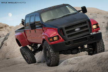 2015 Ford F550 | F650 Super Duty (Kyle Wells Photo)