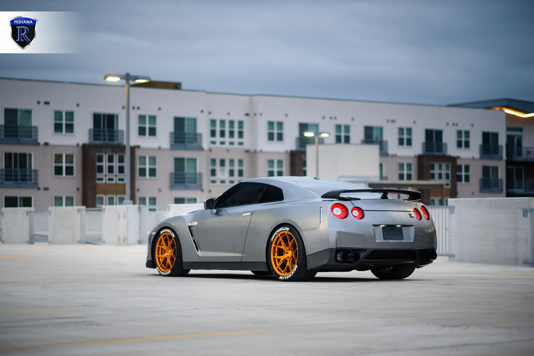 2016 Nissan GT-R | Gray Nissan GTR - Sitting Pretty