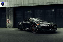 Black Audi R8 - Front Angled Shot