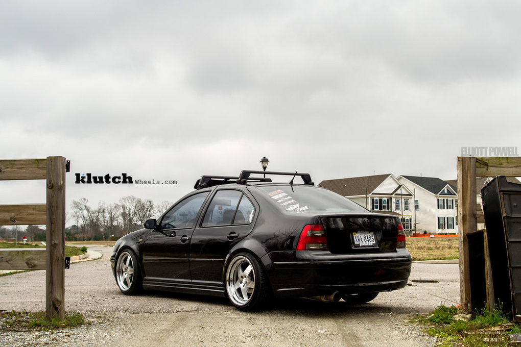 2004 Volkswagen Jetta | '04 VW MK4 Jetta on Klutch SL5's
