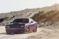 ADV.1 Dodge Challenger Hellcat