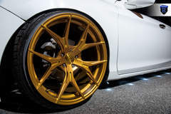 Honda Accord - Driver Side Wheel