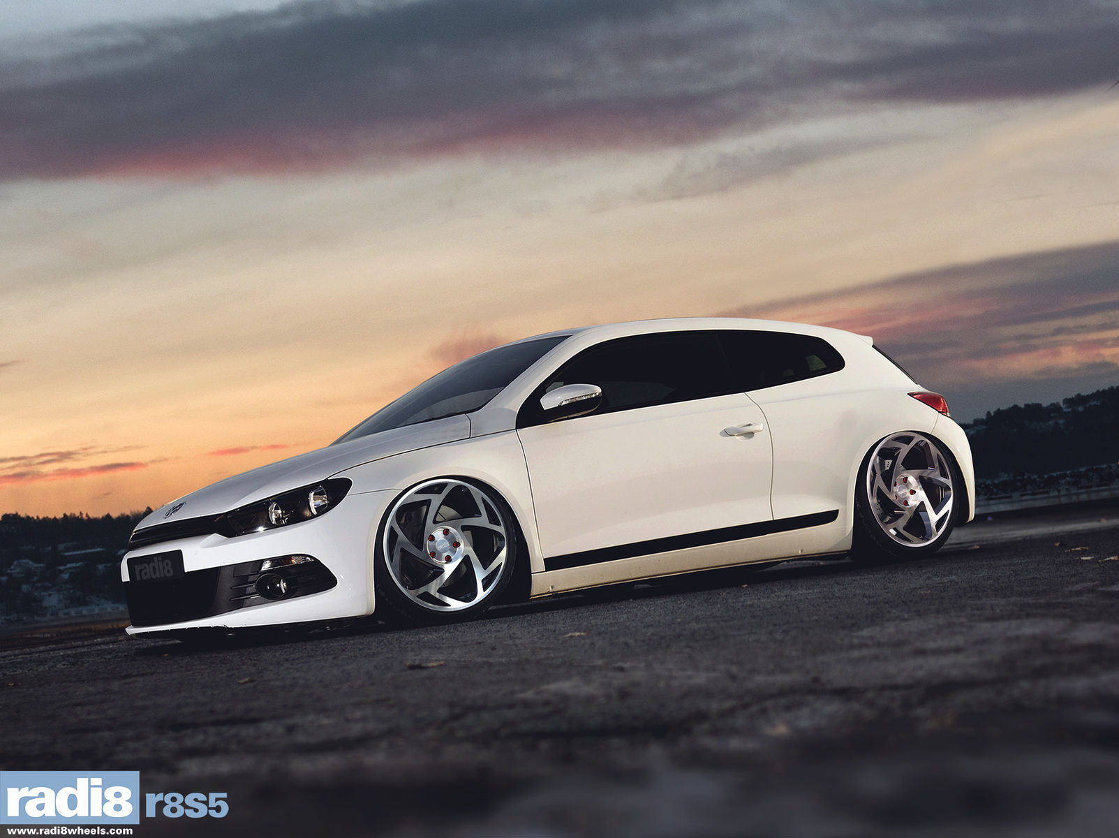  Volkswagen  | Volkswagen Scirocco - Radi8 R8S5