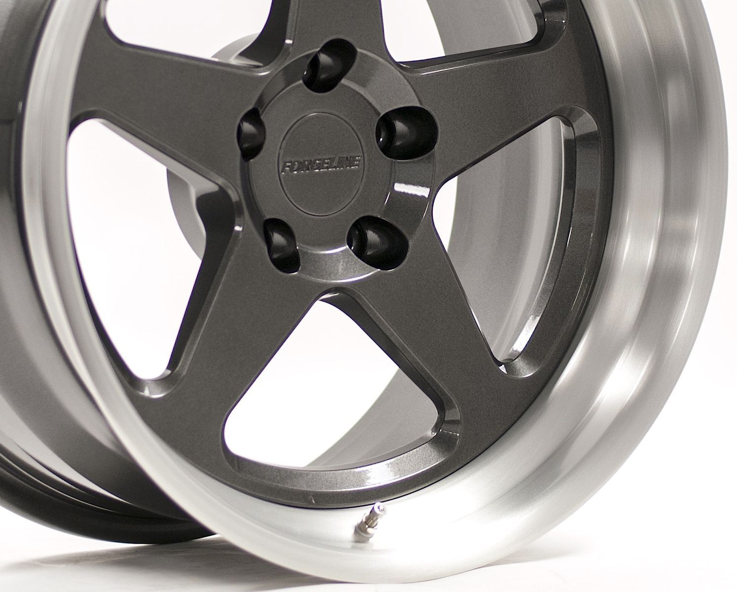 | Forgeline FF3 in Graphite & Brushed