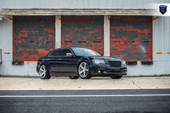 Chrysler 300 - Stanced On Rohana Wheels