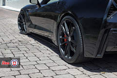 C7 Corvette on HRE P104