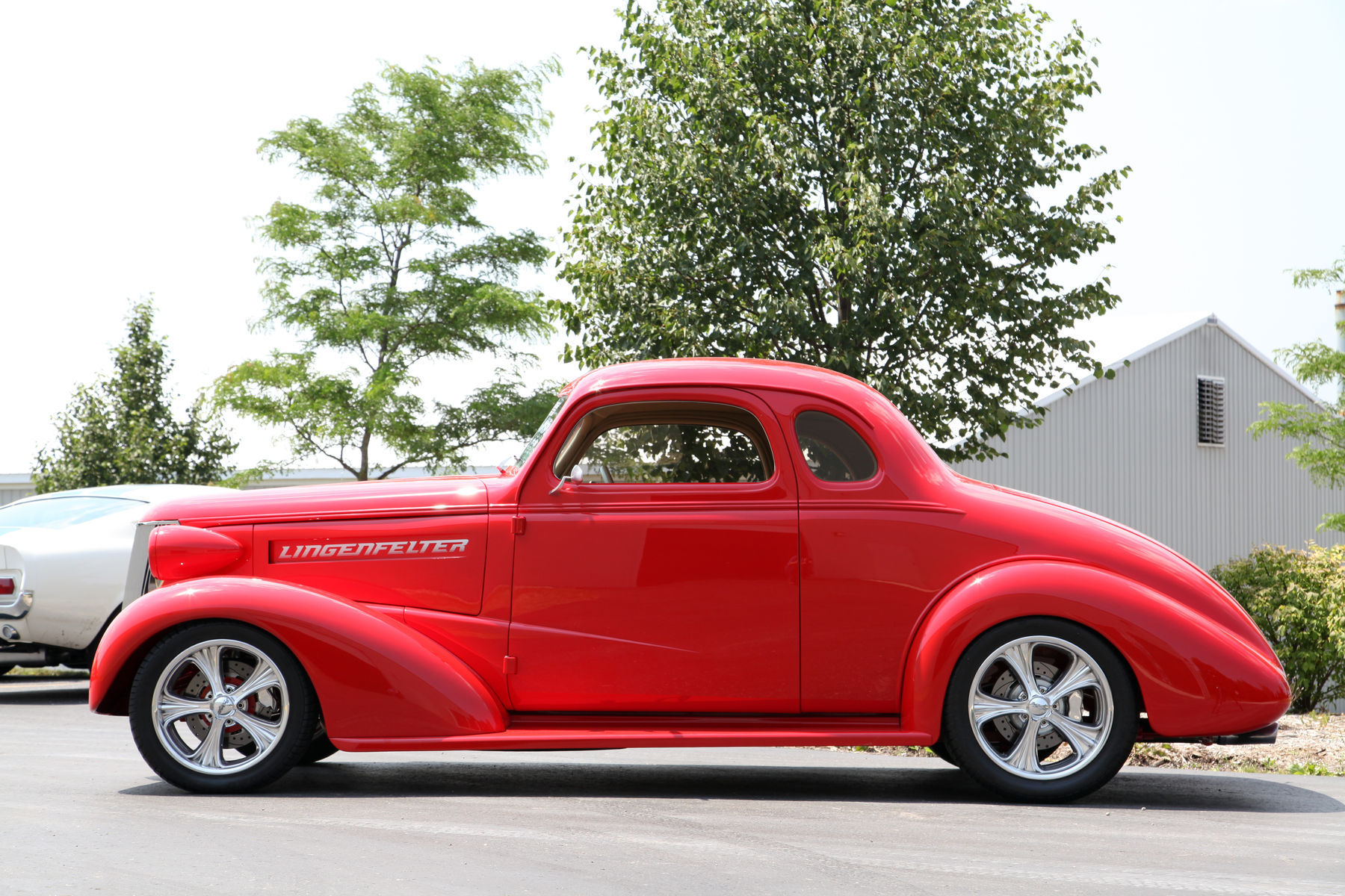 1938 Chevrolet Classic | 1938 Chevrolet Special Custom - Profile