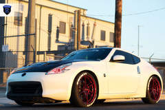 Custom Nissan 370z - Red Headlight