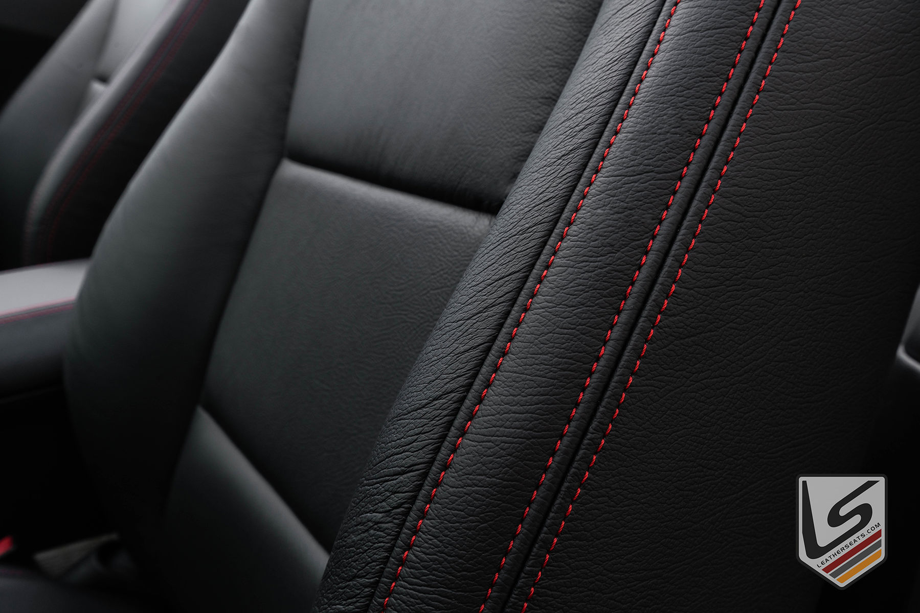 2015 Chevrolet Camaro | 2015 Chevrolet Camaro Interior By LeatherSeats.com