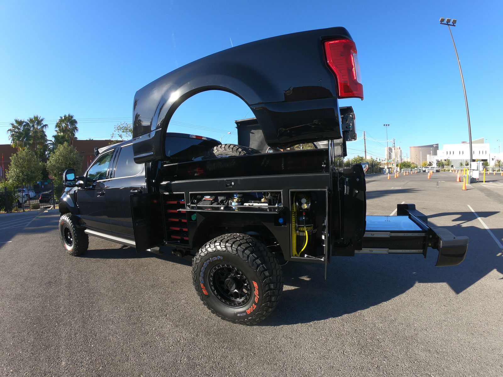 2019 Ford F-250 | 2019 F-250 4x4 SuperCrew By DeBerti Design - Aftermarket Fenders FordSEMA