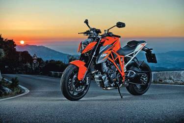 2014 Ktm  | 2014 KTM 1290 Super Duke R on the Dyno