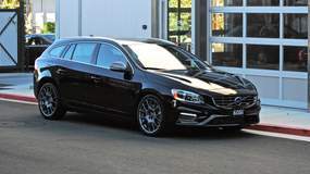 K-PAX Racing VOLVO V60 GT6 - Parked By The Curb