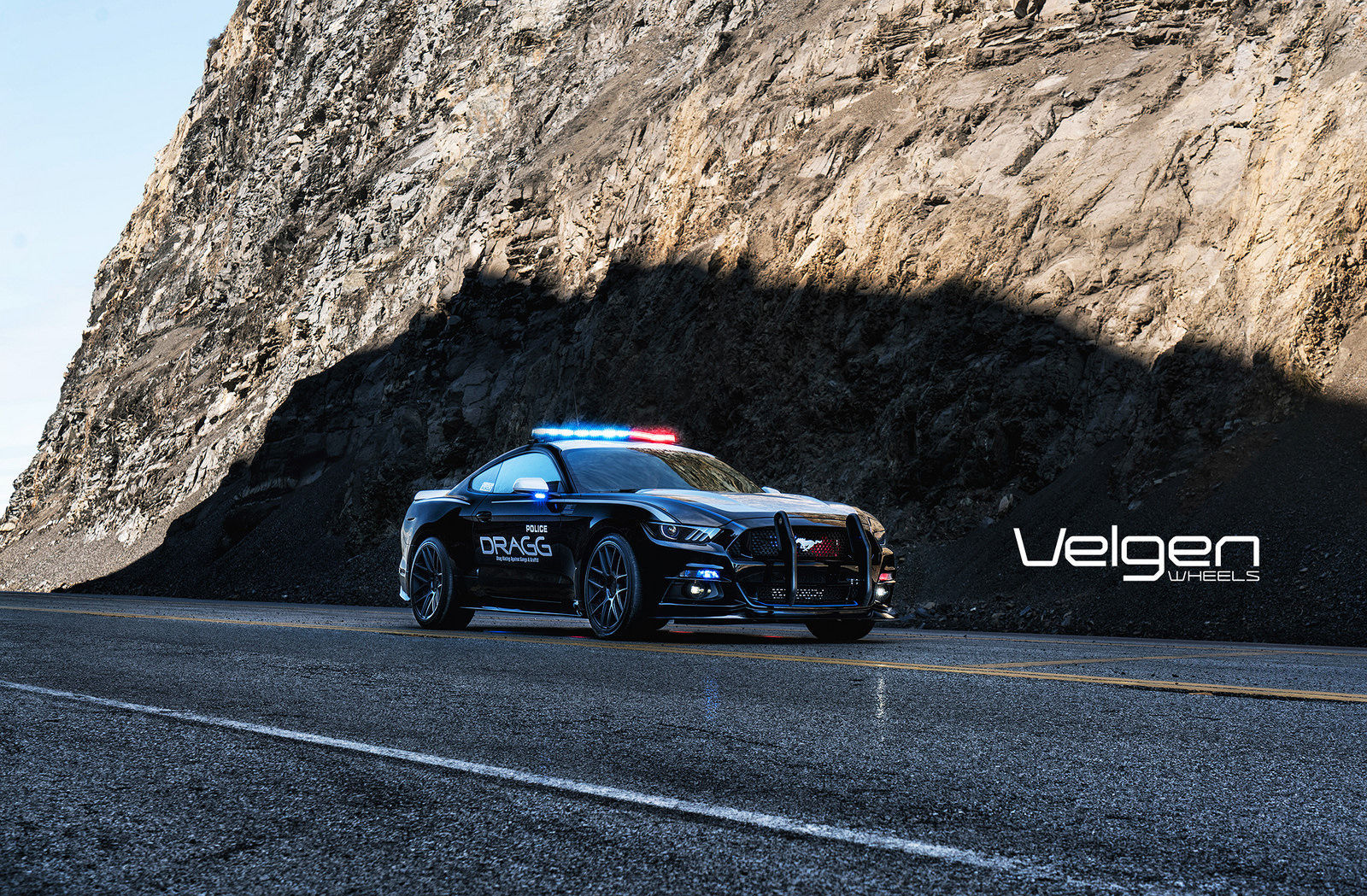 2015 Ford Mustang | DRAGG 3 Ecoboost on Velgen Wheels VMB7