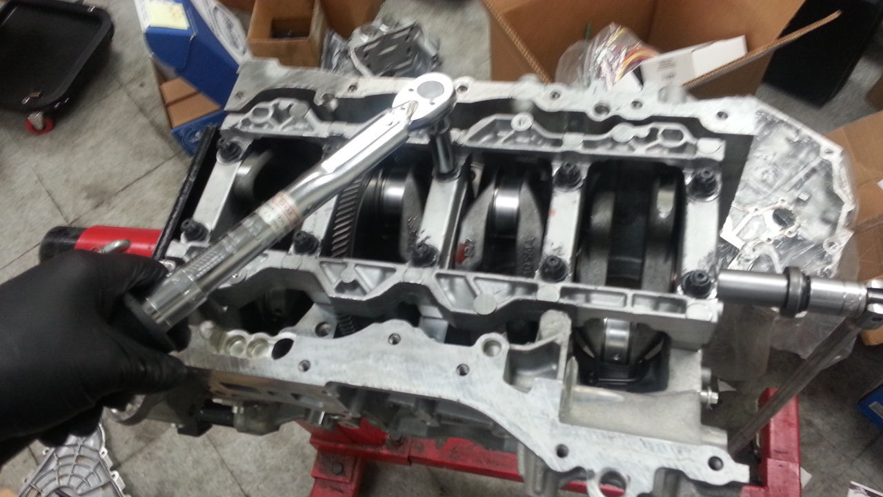 2015 Ford Mustang | 2015 Mustang EcoBoost V4 Engine Block