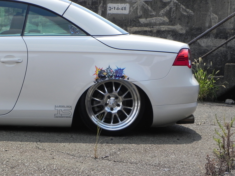 2010 Volkswagen Eos | '10 VW Eos on Klutch SL14's