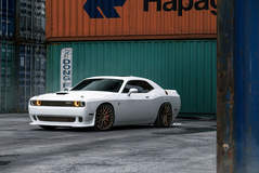 Dodge Challenger SRT Hellcat 