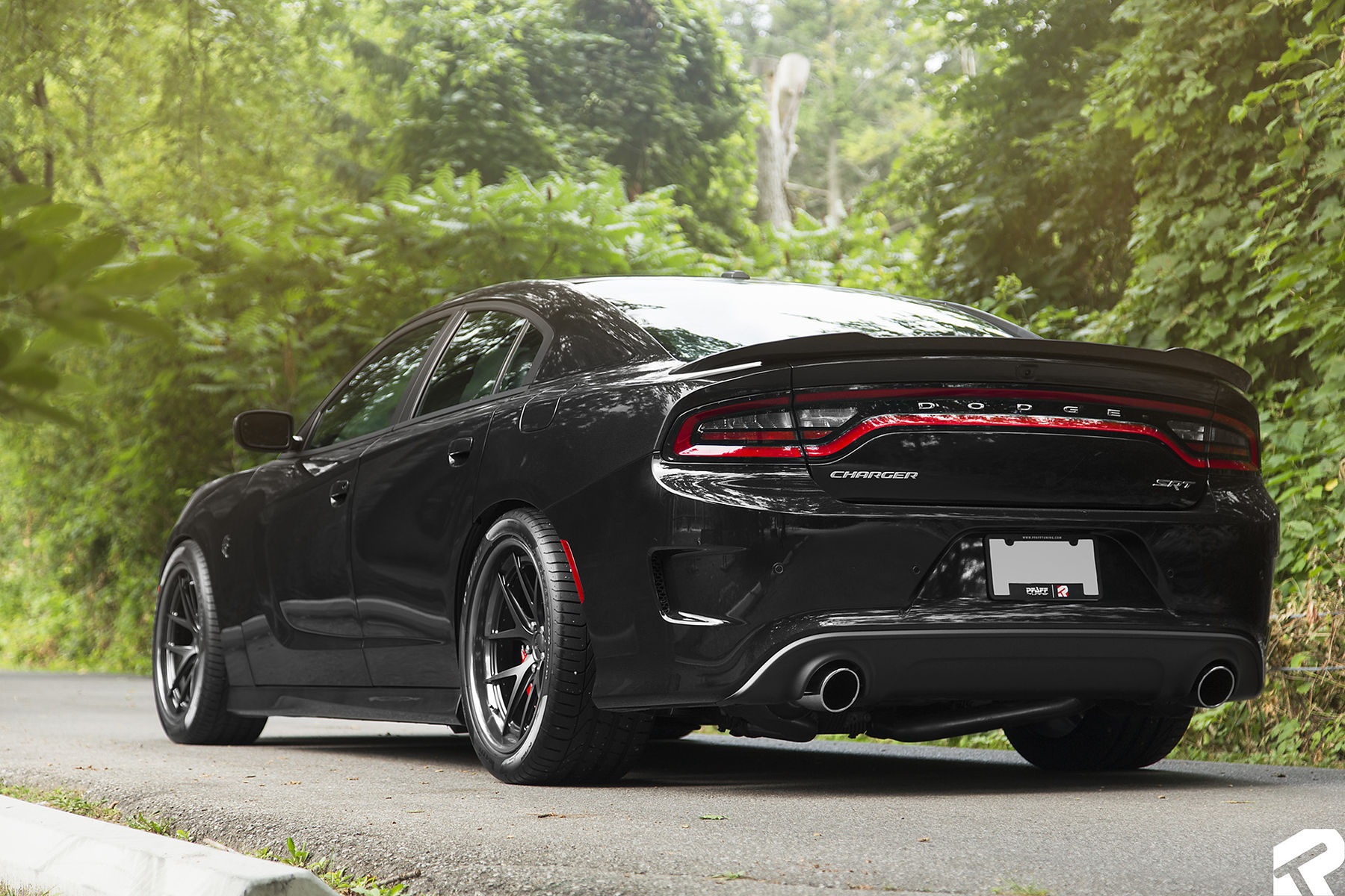 Dodge Charger srt Hellcat Р±РµР»С‹Р№