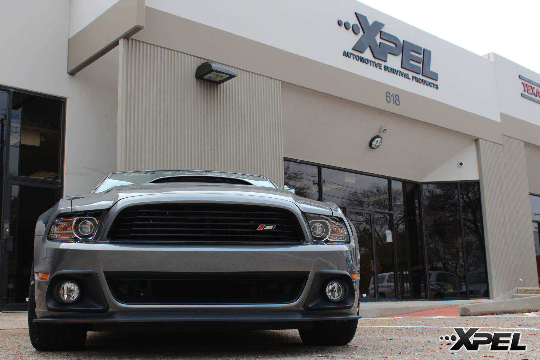 Ford Mustang | Ford with XPEL ULTIMATE self-healing clear bra