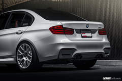 V810 Flow-Form Gunmetal 19" | 2014 BMW F80 M3 Alpine White