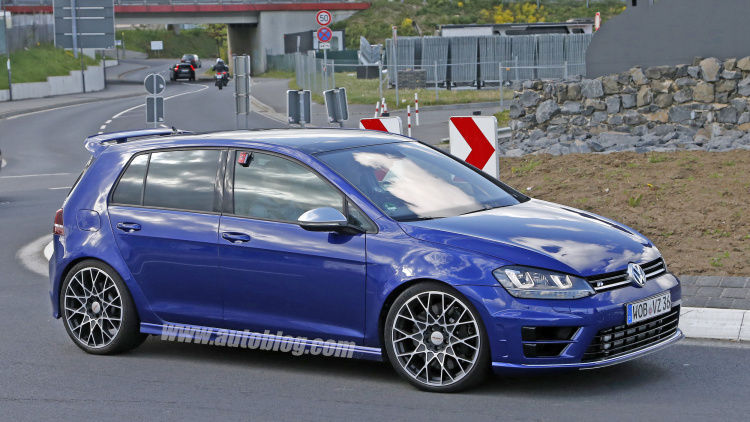 2017 Volkswagen Golf R | Golf R 400 Caught Testing