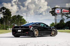 Ferrari 458 Italia on HRE P44SC