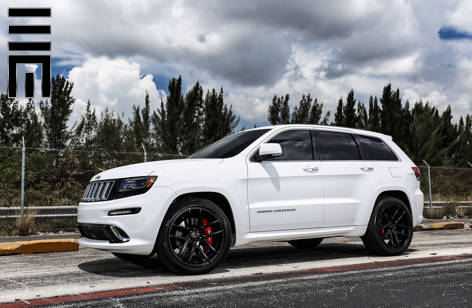 2015 Jeep Grand Cherokee | Jeep Cherokee SRT8 on Velgen Wheels VMB5