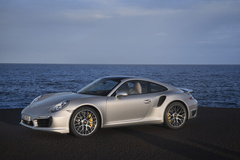 '14 Porsche 911 Turbo S